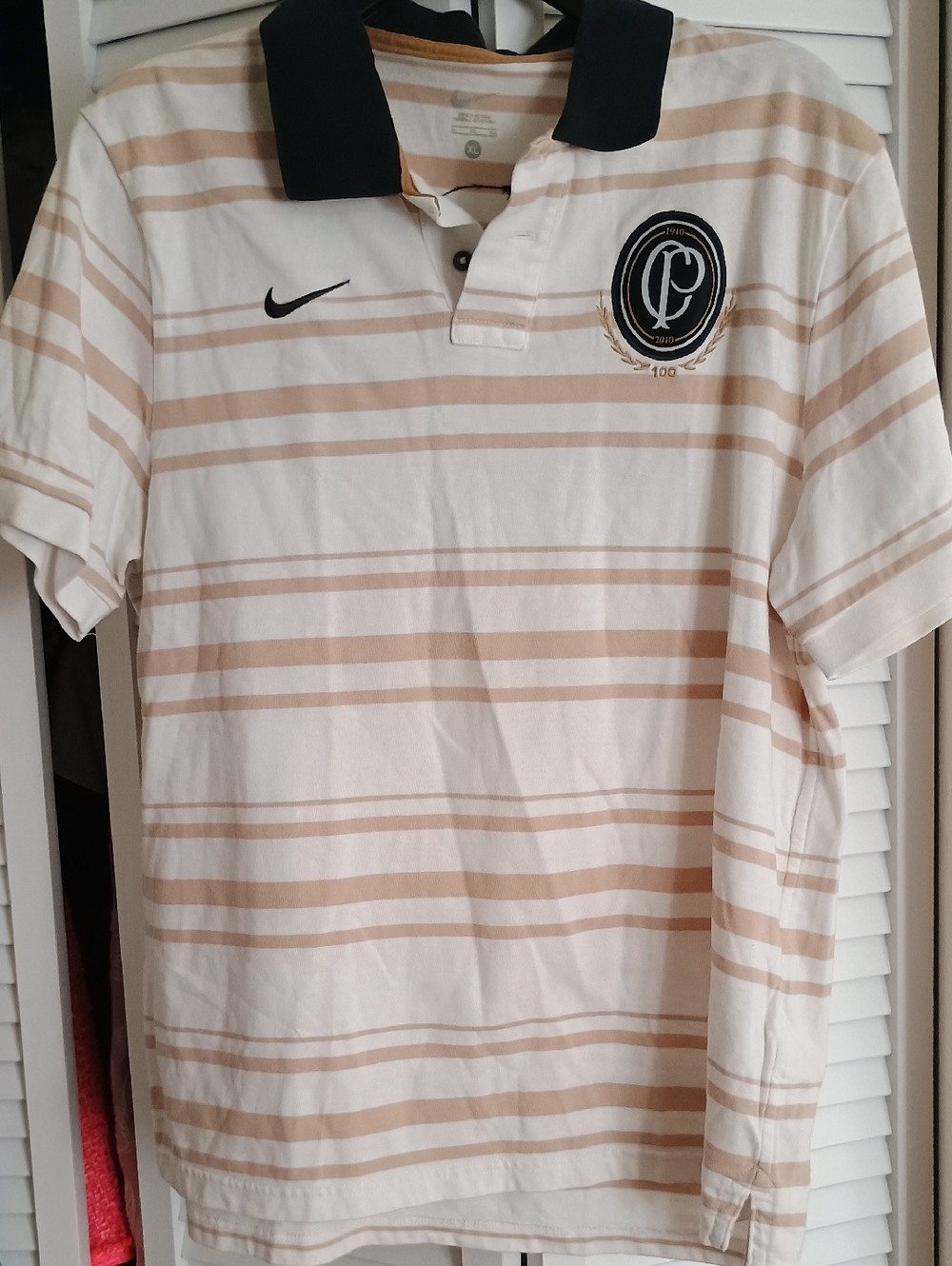 Nike Men’s White & Tan Striped Polo with Black Collar